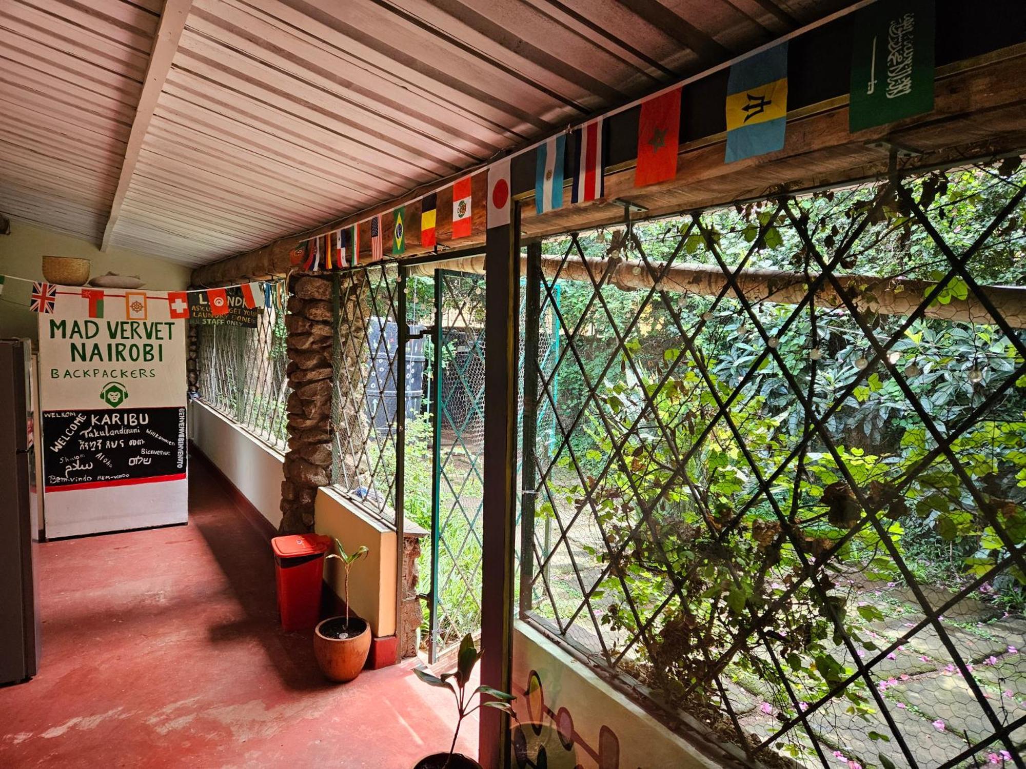 Mad Vervet Nairobi Backpackers Hostel Ngoại thất bức ảnh
